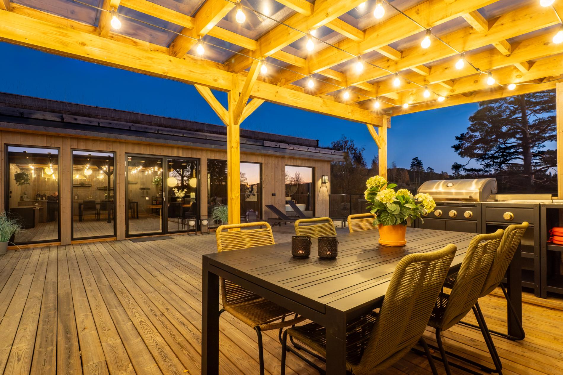 225. Storhytte Oslo 1 time Oslo Akershus, firma kurs konferanse, møter langbord 12 (20) personer, 3 kjøkken, 6 soverom inkl. peisestue, 12 sengeplasser inkl. soveplass i peisestue, 4 bad, 2 boblebad jacuzzi, solterasse med grillplass, sauna badstue isbading kaldkulp, utsikt innsjø. 30 min Oslo lufthavn Gardermoen flyplass Akershus Øst Norge. - Bilde 55