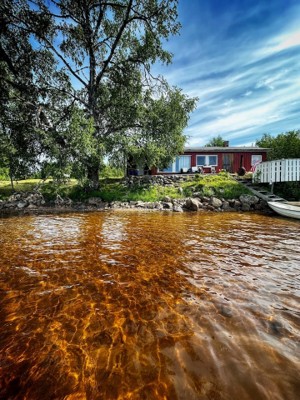 110. Hytte innsjø strandlinje båt sauna, Oslo Akershus 1 time 45 min, 3 soverom, 6 sengeplasser, kjøkken, stue, brygge, og badstue. Turvandring og sykling Norgesferie Øst-Norge grenseskogen Sverige. - Bilde 18
