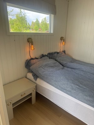 110. Hytte innsjø strandlinje båt sauna, Oslo Akershus 1 time 45 min, 3 soverom, 6 sengeplasser, kjøkken, stue, brygge, og badstue. Turvandring og sykling Norgesferie Øst-Norge grenseskogen Sverige. - Bilde 20