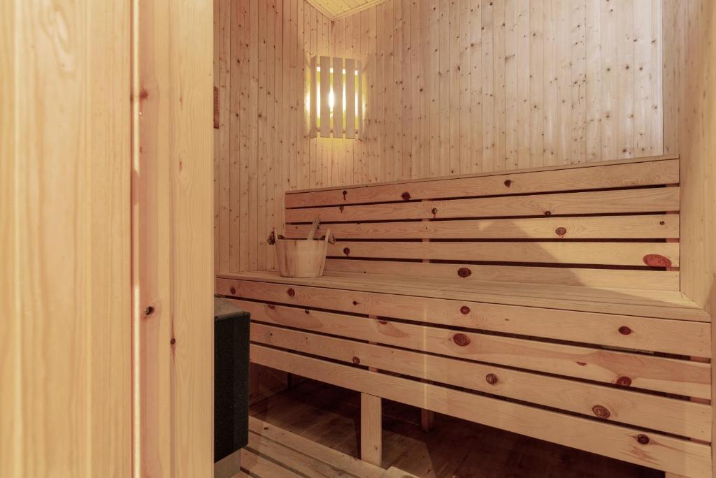 hytte 317 sauna badstu helse velvære jacuzzi storhytte 24 personer spaferie 9 soverom