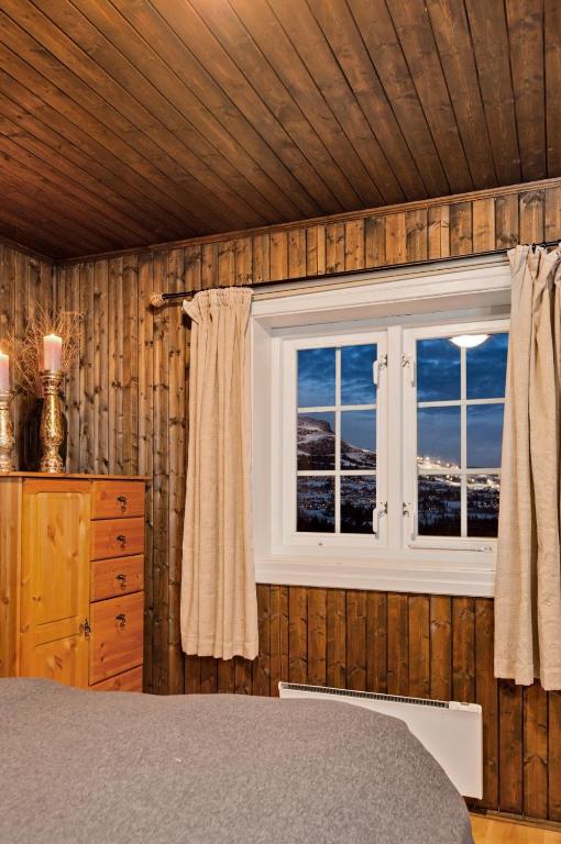 hytte 317 storhytte kurs selskap arrangement 24 personer langbord selskap jacuzzi sauna badstu boblebad