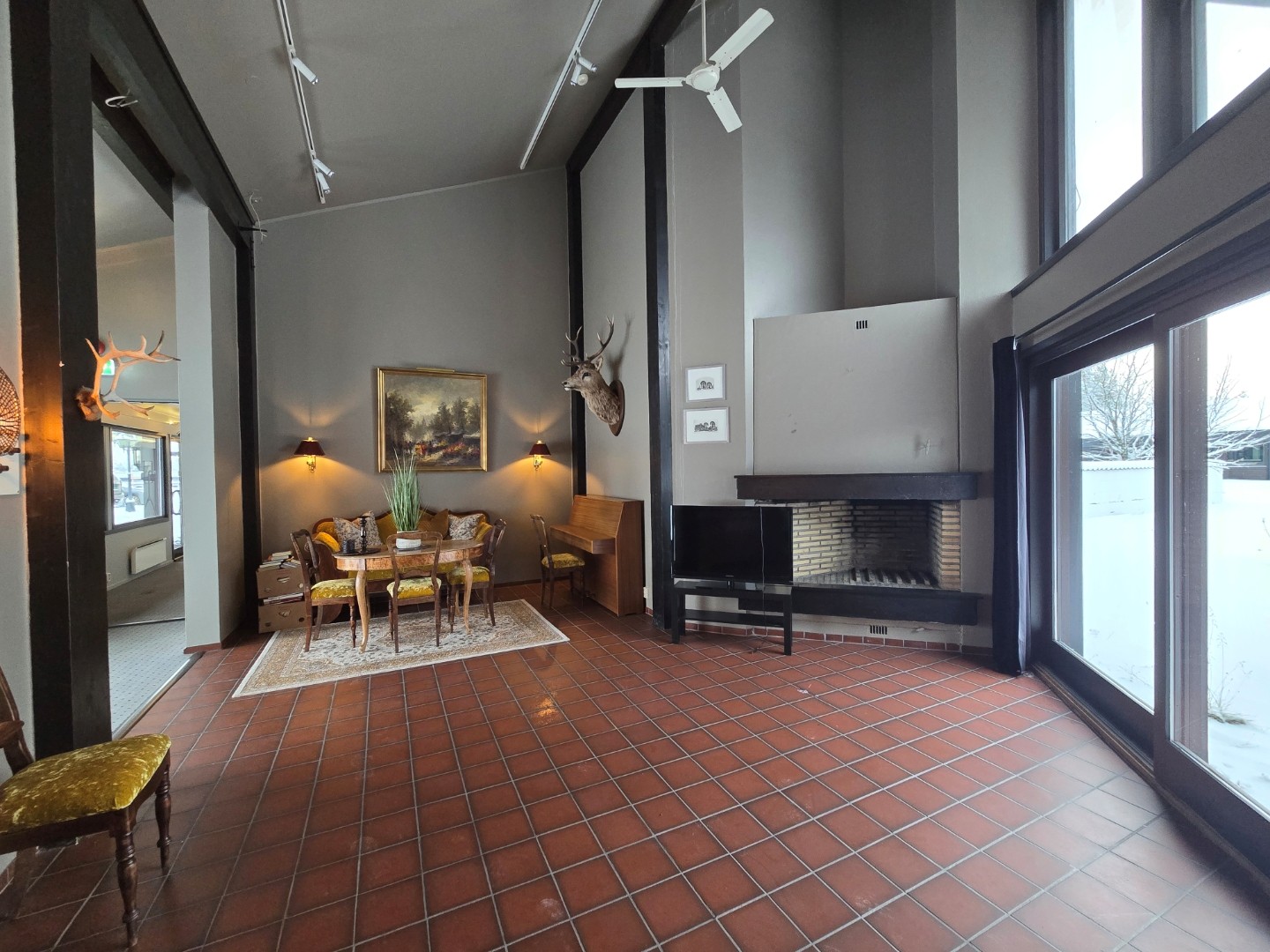 319. 10 leiligheter selvhushold, Oslo lufthavn Gardermoen 1 time 45 min, stue/kjøkken, 2 soverom, dusj/bad, 5 personer for 50 + personer, ski/alpin/sykkel/ golf og turvandring. - Bilde 9