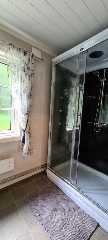 327. Selskapslokale langbord 30 personer, 13 soverom for 21 personer, selvhushold, kurs konferanse, langbord, 2 bad, 4 wc, Oslo lufthavn Gardermoen 35 min. - Bilde 24